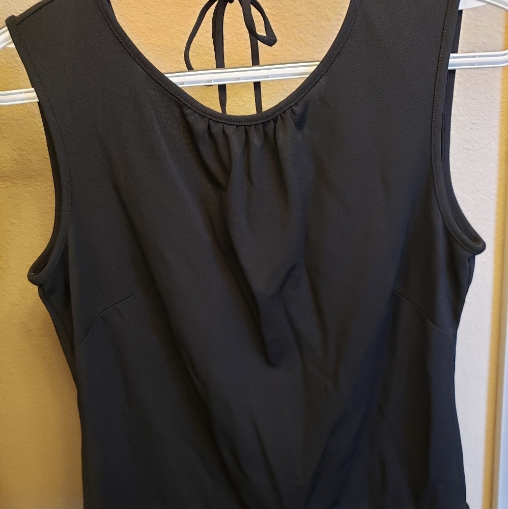 Cute, short tank top 💖